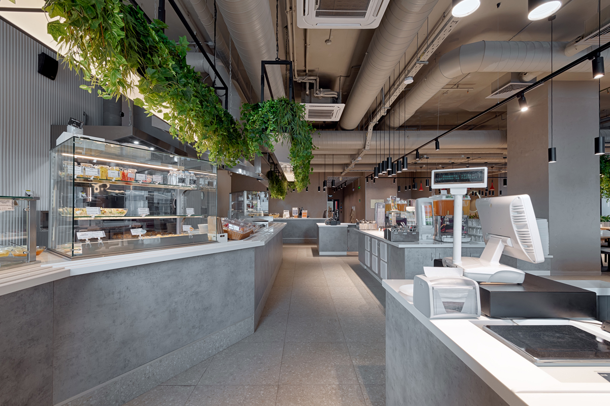 линия раздачи в столовой бизнес-центра